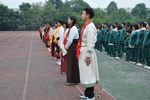 誦讀中華傳統(tǒng)國學(xué)經(jīng)典，踐行“五個(gè)學(xué)會(huì)三個(gè)規(guī)范”2.jpg